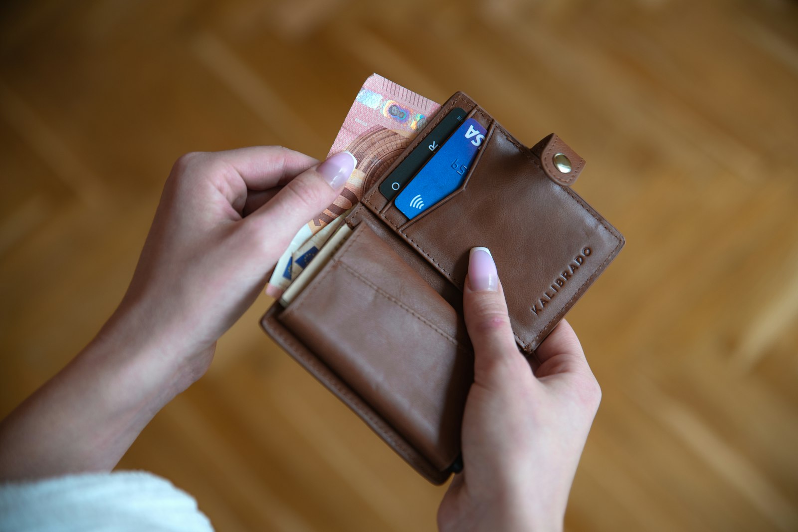 How Overdrafts Work in the UK: Arranged, Unarranged and What They Cost